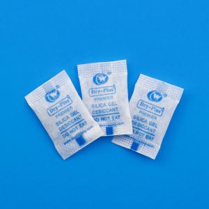 0,5 gram silica gel hút ẩm